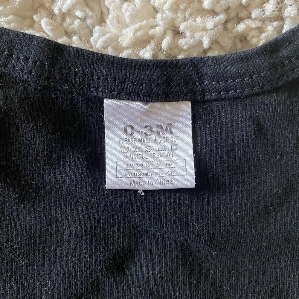 Beetlejuice baby onesie black 0-3 month - Picture 6 of 6